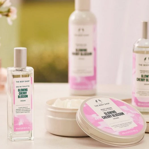 Glowing Cherry Blossom Body Mist - Image 3