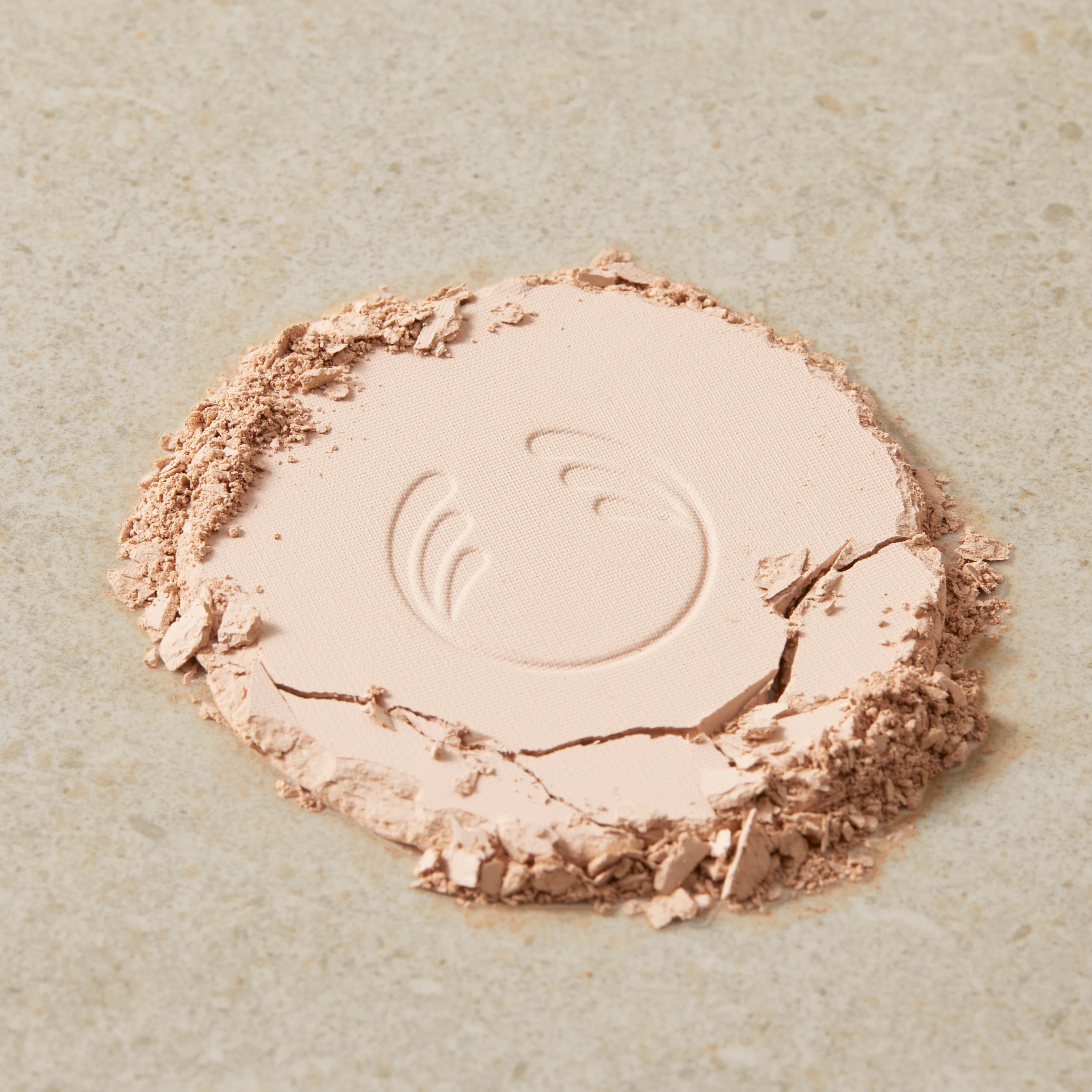 Tea Tree Face Base - Image 10