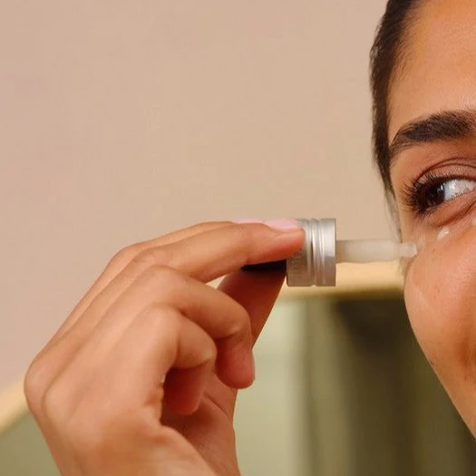 Vitamin C Eye Glow Serum - Image 3