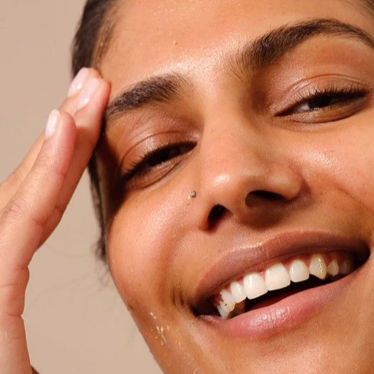 Vitamin C Glow Revealing Liquid Peel - Image 2