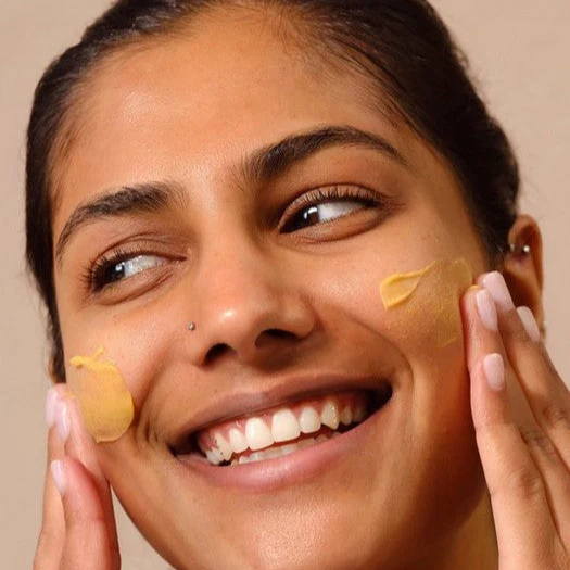 Vitamin C Glow Revealing Microdermabrasion - Image 4